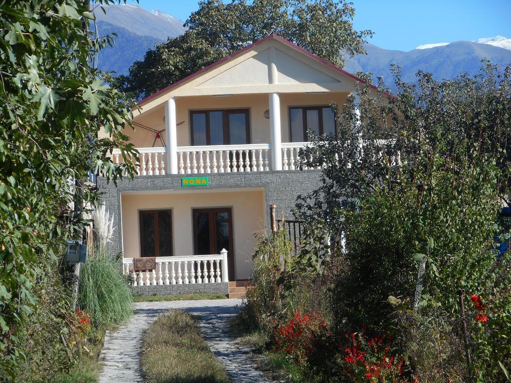 Nona Guest House Shilda Exteriör bild